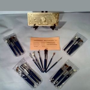 5 Sets Brandnew PROFESSINAL Make Up Brushes + Gift